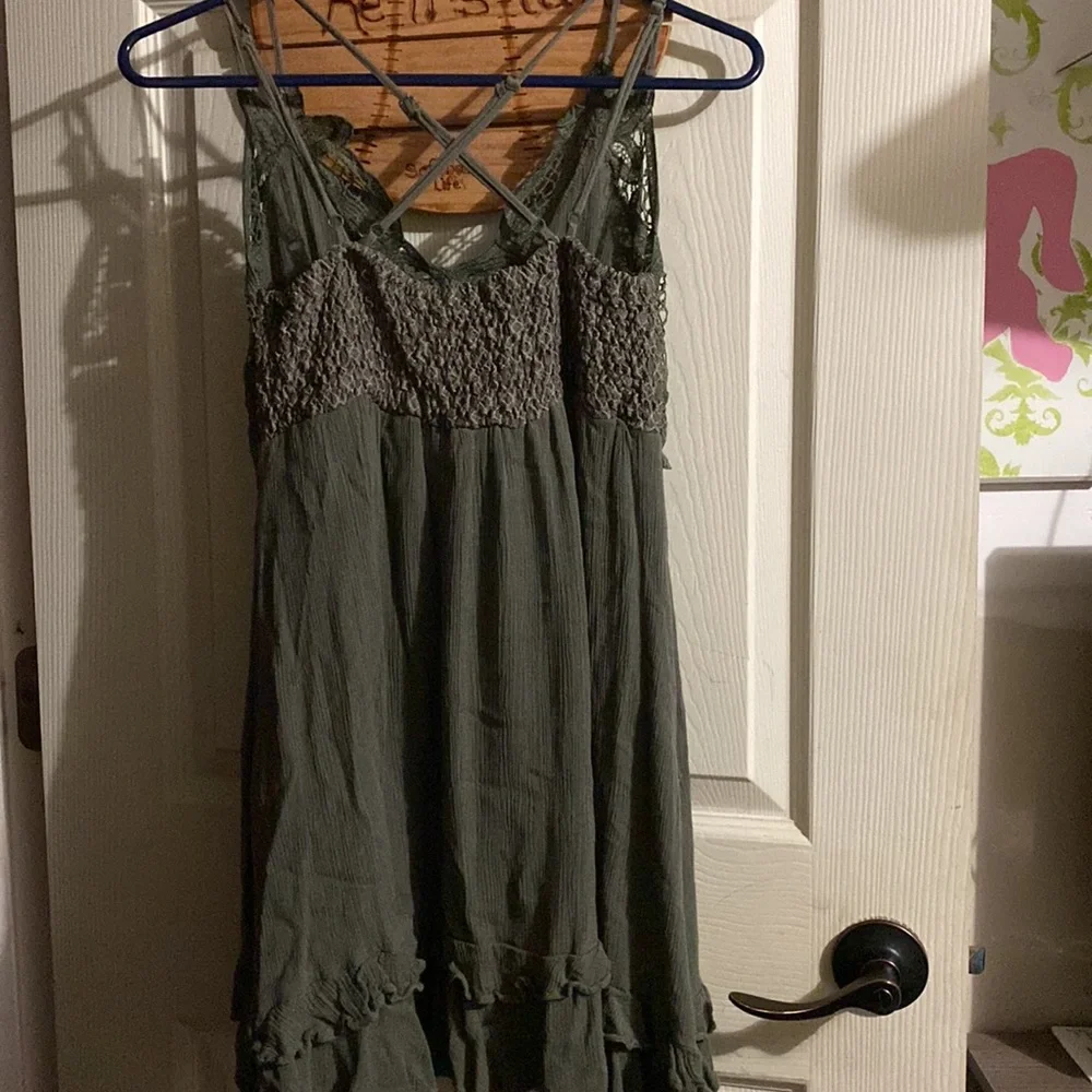 Dress - Picture 2 of 2
